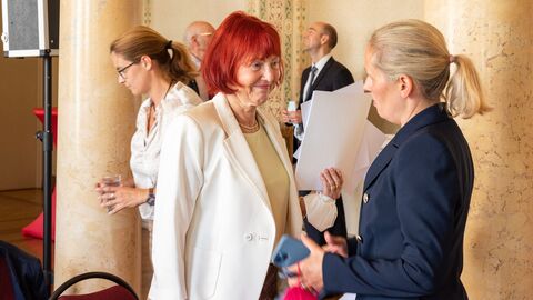 Impressionen Jubiläumsfeier Ina Freygang-Fünfsinn und Geschäftsführerin des Landespräventionsrates Dorothea Blunck
